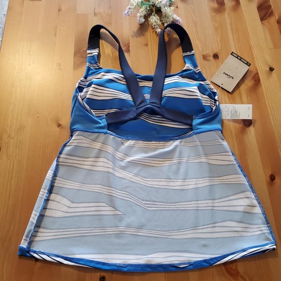 Women's Nike Wave-Stripe V-Back Tankini Top  Size S - Picture 11 of 11